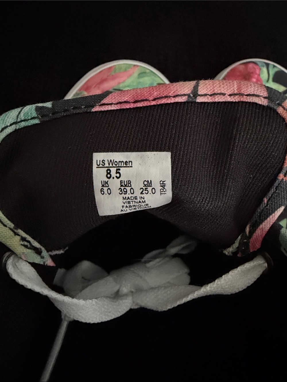 Women’s Vans Floral Canvas Low-Top Sneakers in Black, Pink & Green - Picture 4 of 4